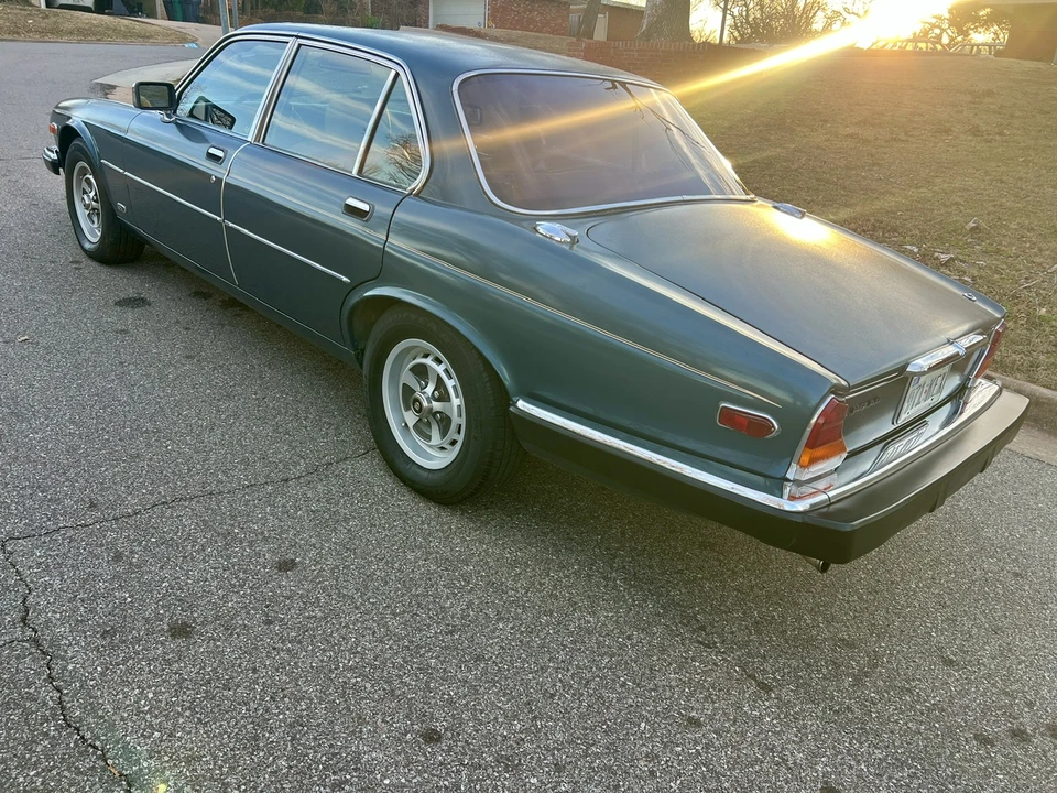 1985 Jaguar XJ Series 3 - Image 5 of 31