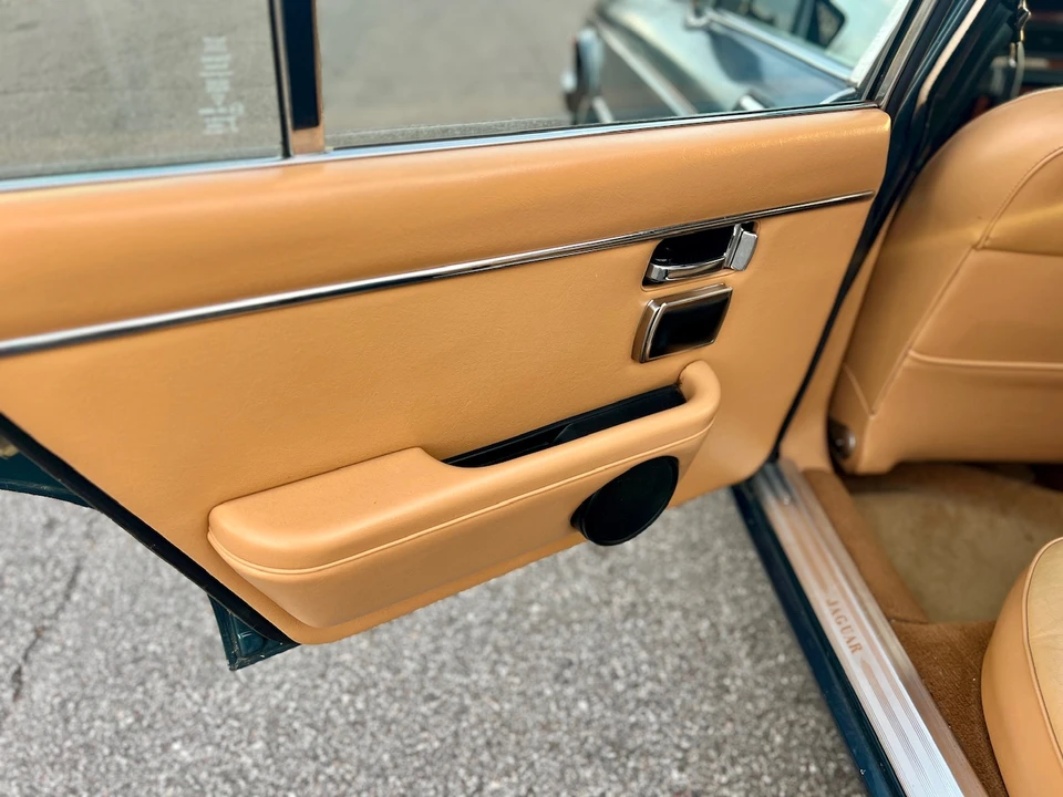 1985 Jaguar XJ Series 3 - Image 19 of 31