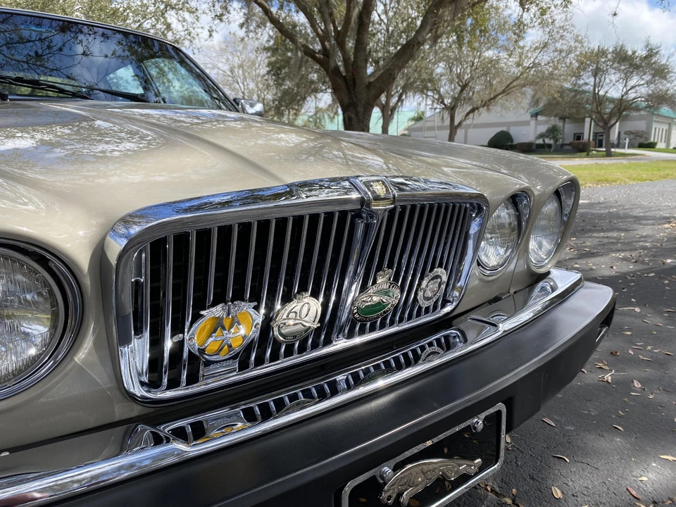 1985 Jaguar XJ Series 3 - Image 23 of 31