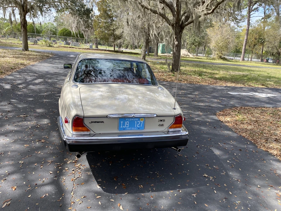 1985 Jaguar XJ Series 3 - Image 11 of 31