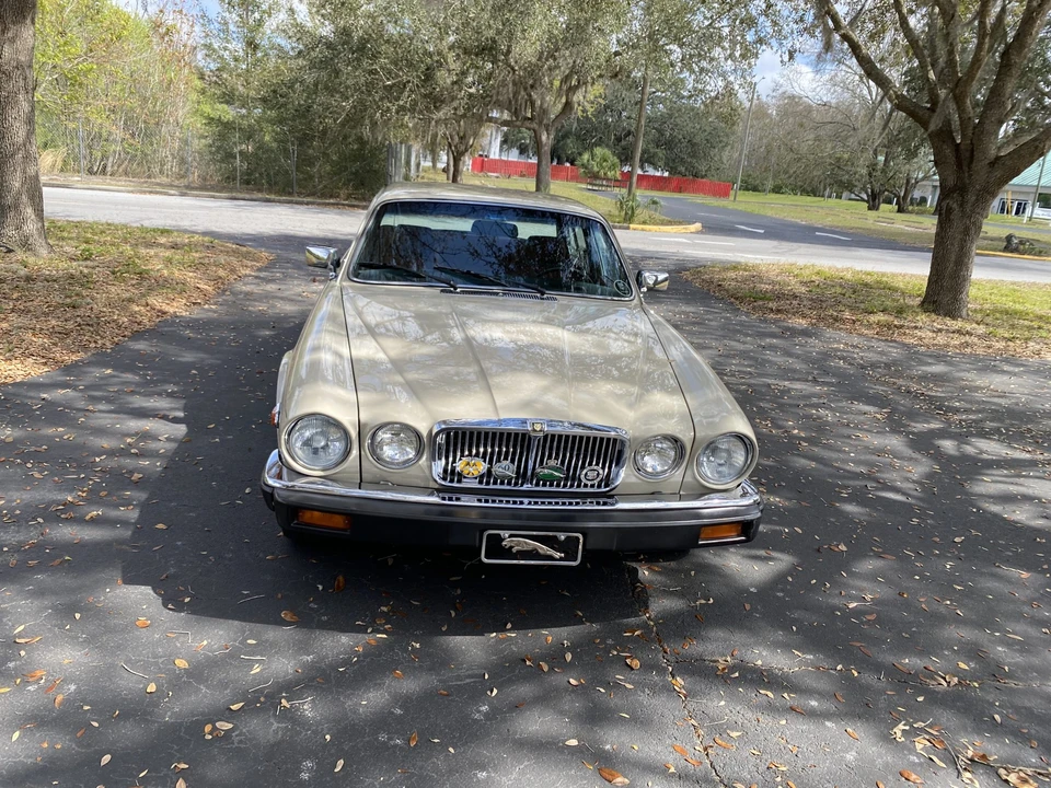 1985 Jaguar XJ Series 3 - Image 19 of 31