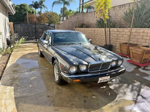 1985 Jaguar XJ6 Sedan