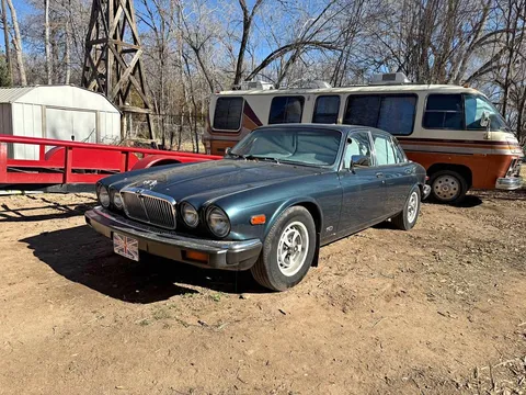1985 Jaguar XJ6 Sedan