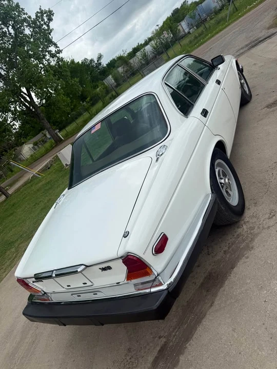 1985 Jaguar XJ Series 3 - Image 4 of 10