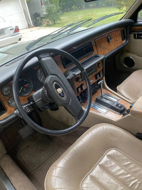 1985 Jaguar XJ Series 3 - Image 14 of 17