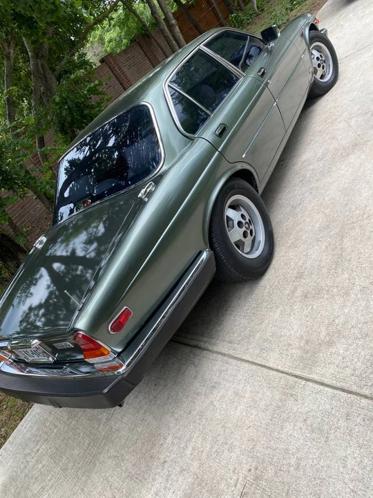 1985 Jaguar XJ Series 3 - Image 2 of 16
