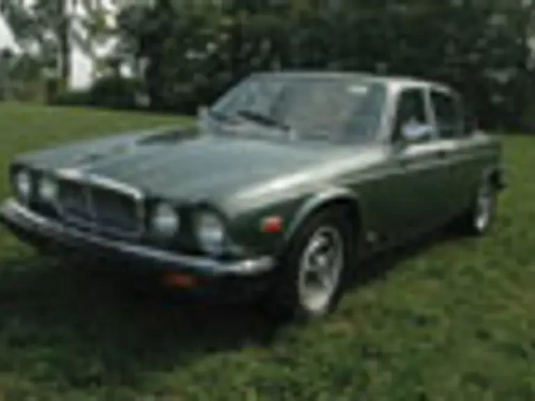 1985 Jaguar XJ Series 3 - Image 2 of 2