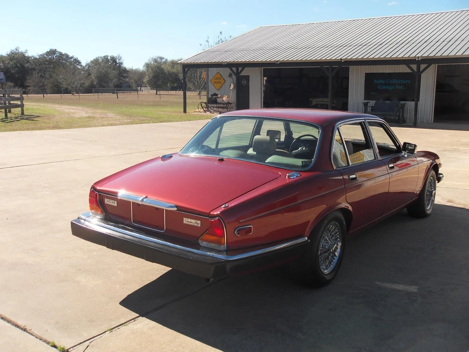 1985 Jaguar XJ Series 3 - Image 6 of 31