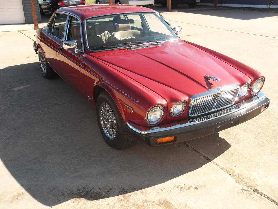 1985 Jaguar XJ Series 3 - Image 11 of 31