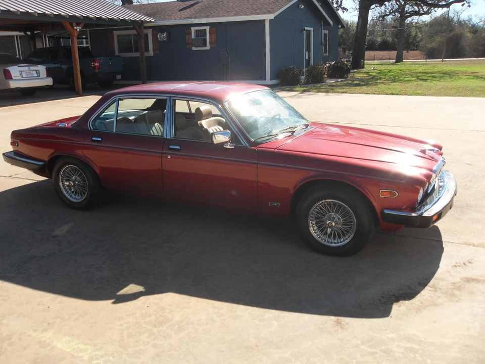 1985 Jaguar XJ Series 3 - Image 9 of 31