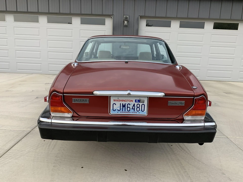 1985 Jaguar XJ Series 3 - Image 8 of 31