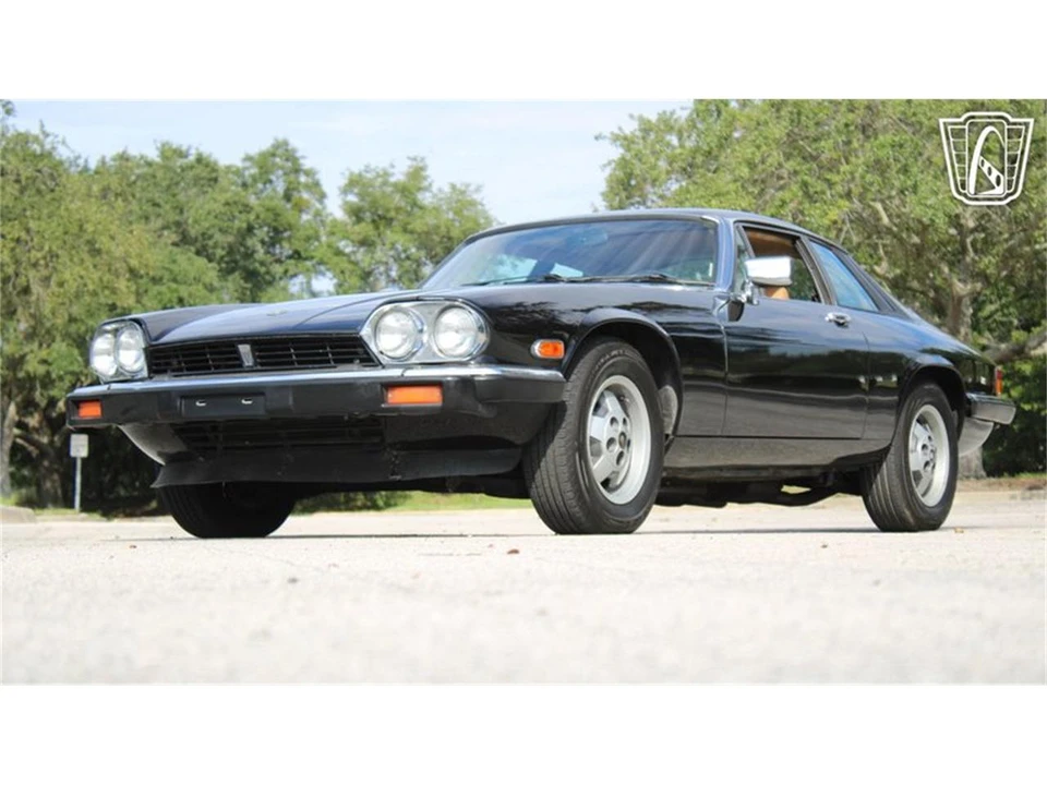1985 Jaguar XJS - Image 2 of 31