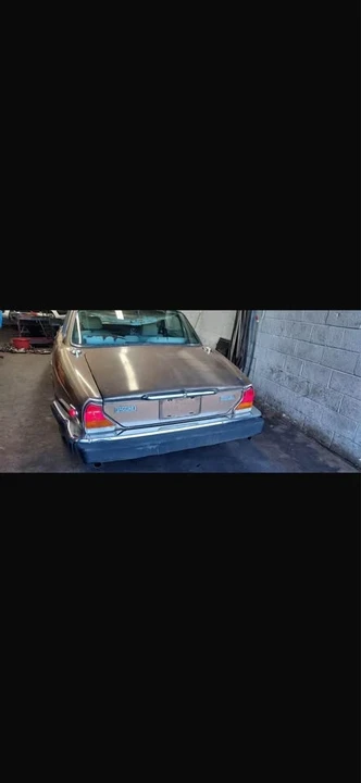 1985 Jaguar XJ Series 3 - Image 5 of 8