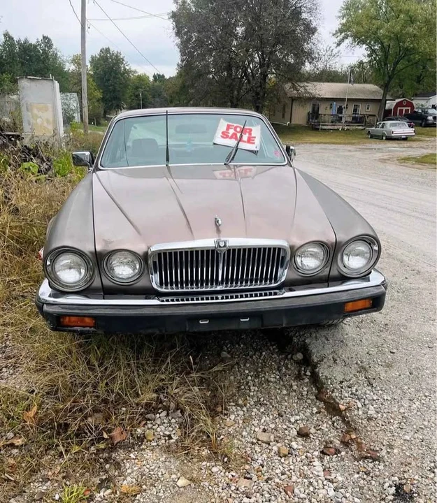1985 Jaguar XJ Series 3 - Image 2 of 8