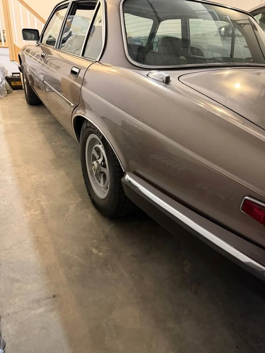 1985 Jaguar XJ Series 3 - Image 3 of 18