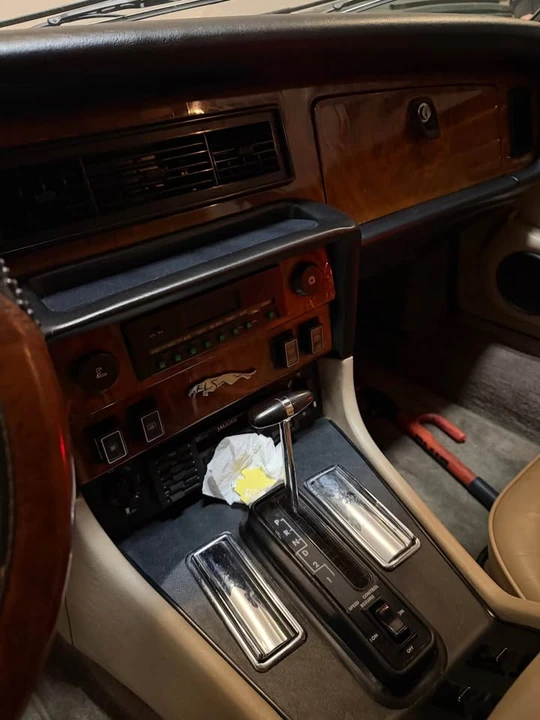 1985 Jaguar XJ Series 3 - Image 9 of 18