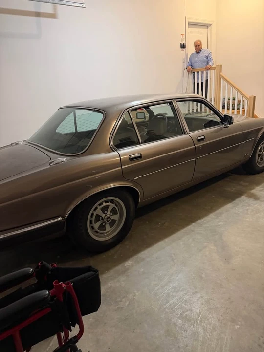 1985 Jaguar XJ Series 3 - Image 2 of 18
