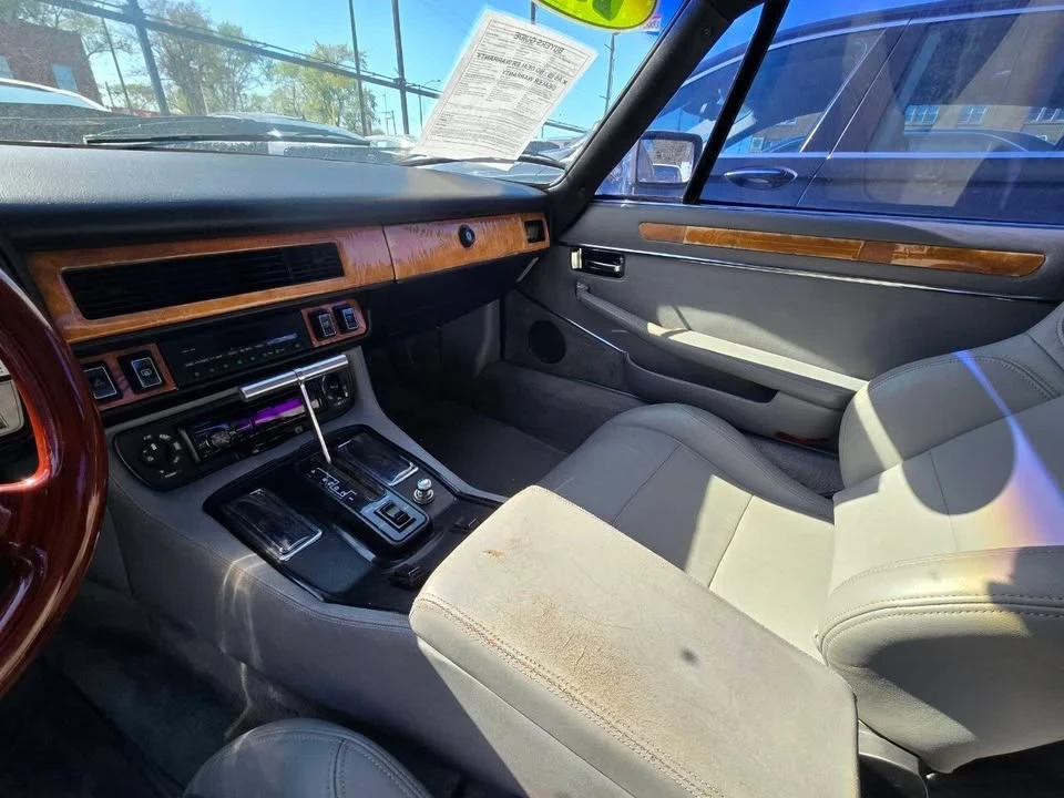1985 Jaguar XJ Series 3 - Image 9 of 12