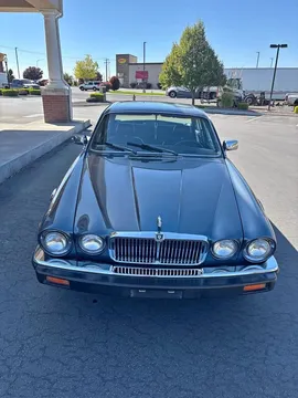 1985 Jaguar XJ6