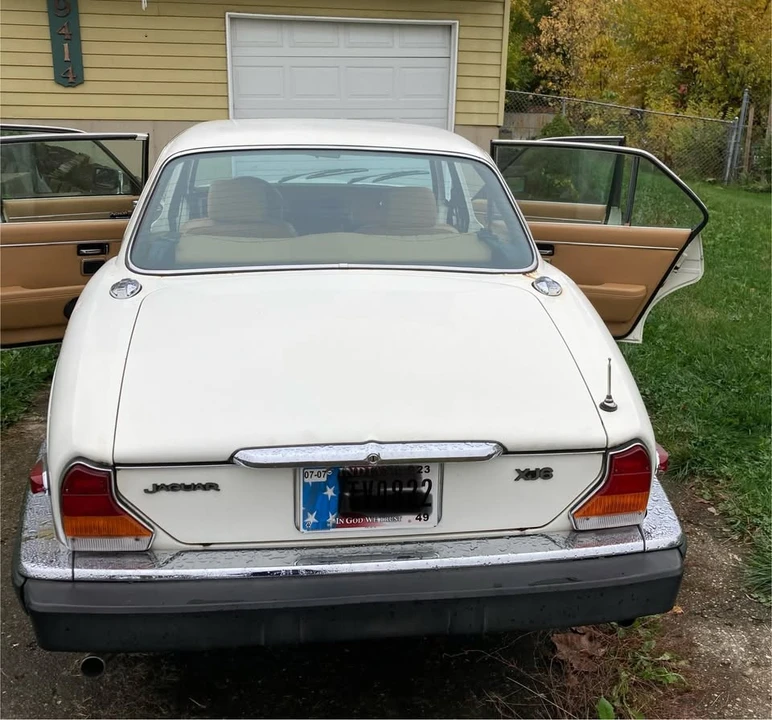1985 Jaguar XJ Series 3 - Image 2 of 19