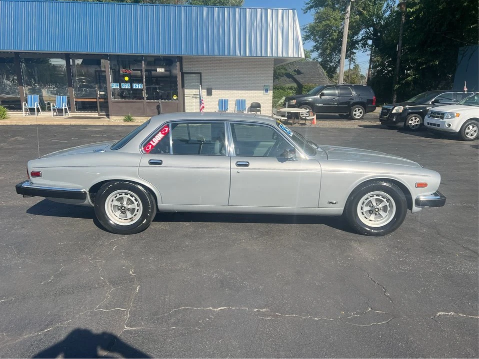 1985 Jaguar XJ Series 3 - Image 8 of 20