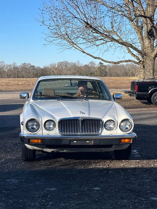1985 Jaguar XJ Series 3 - Image 2 of 15