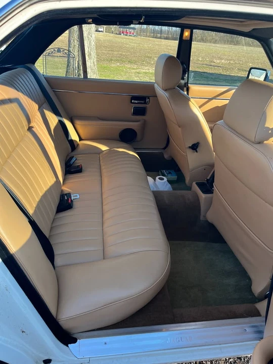 1985 Jaguar XJ Series 3 - Image 5 of 15