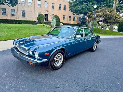 1985 Jaguar XJ6