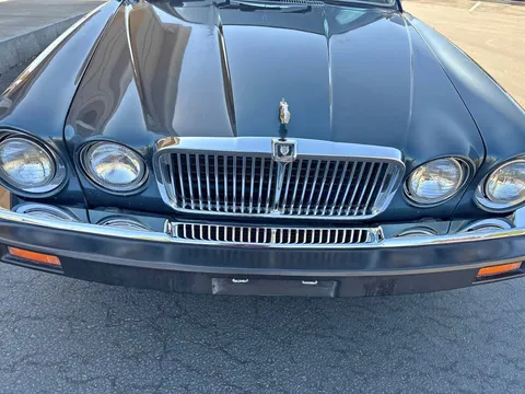1985 Jaguar XJ6