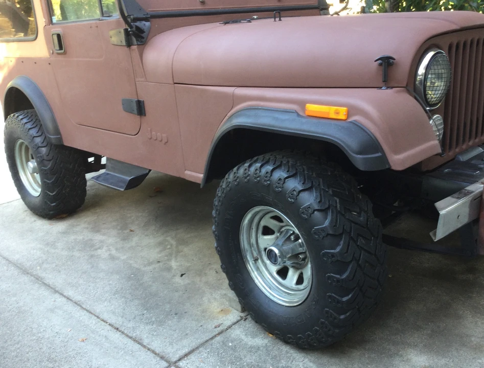 1985 Jeep CJ7 - Image 2 of 27
