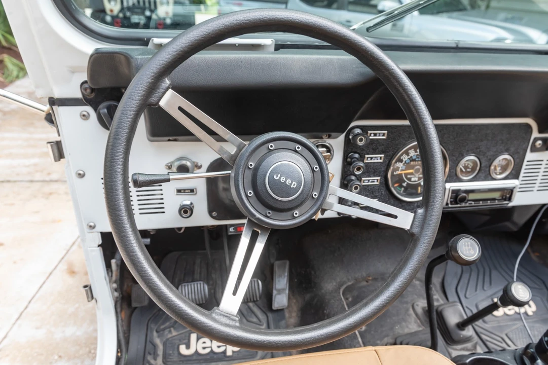 1985 Jeep CJ7 - Image 17 of 21
