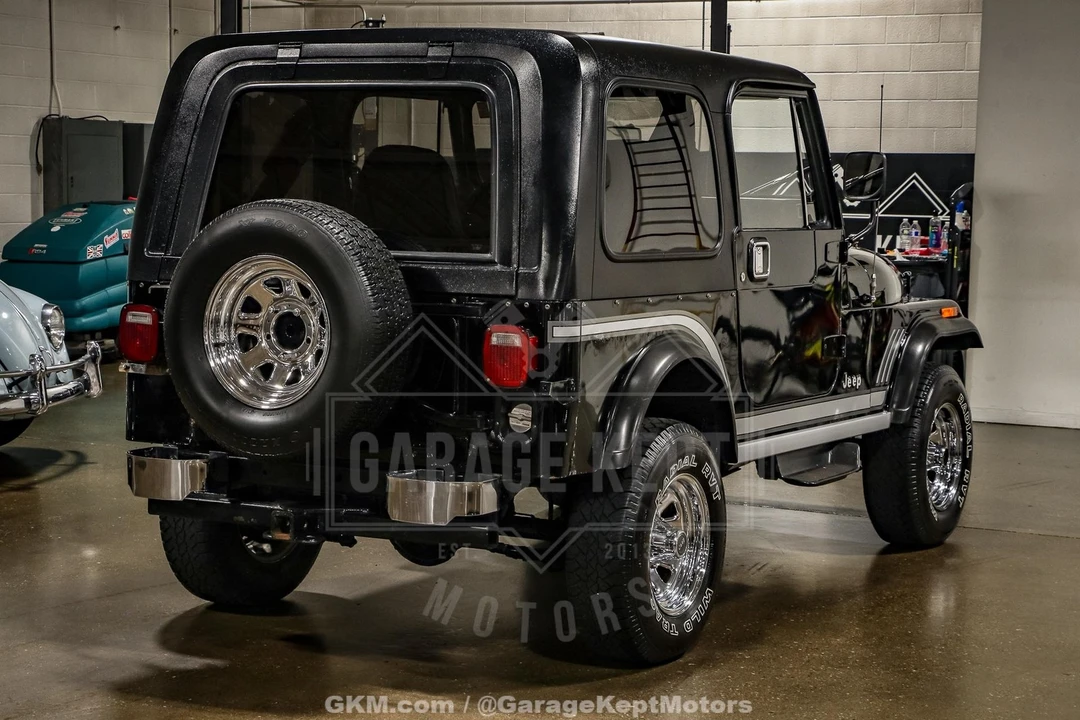 1985 Jeep CJ7 - Image 9 of 12