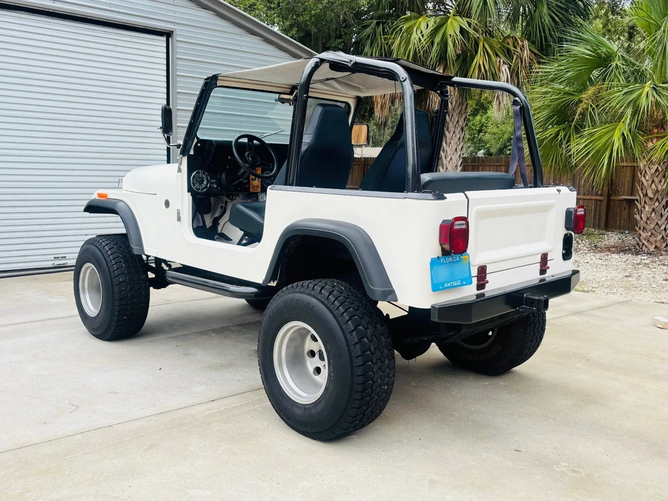 1985 Jeep CJ - Image 3 of 13