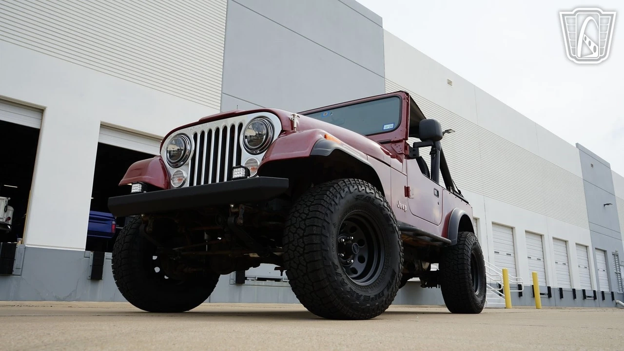 1985 Jeep CJ7 - Image 5 of 21