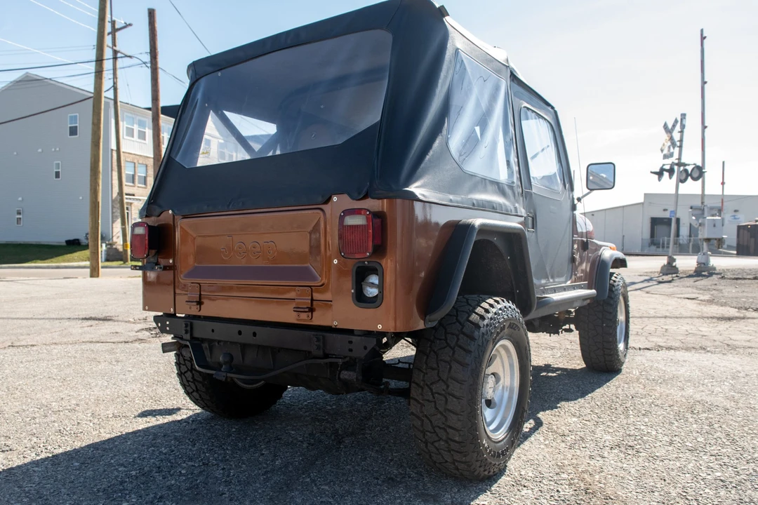 1985 Jeep CJ7 - Image 8 of 31
