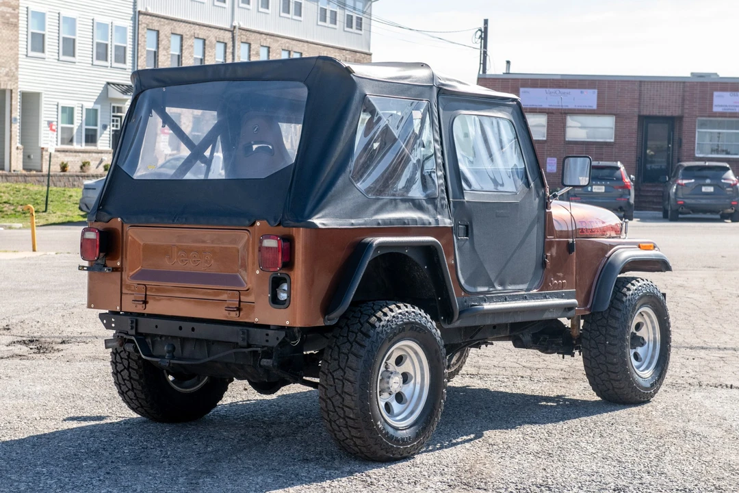 1985 Jeep CJ7 - Image 9 of 31