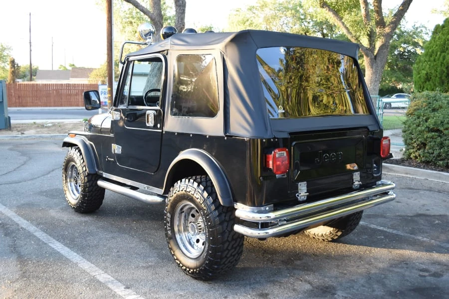 1985 Jeep CJ7 - Image 3 of 10