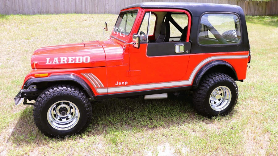 1985 Jeep CJ7 - Image 2 of 30