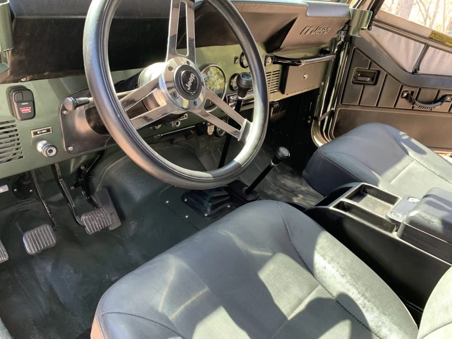 1985 Jeep CJ7 - Image 3 of 10