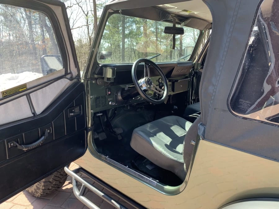1985 Jeep CJ7 - Image 6 of 10