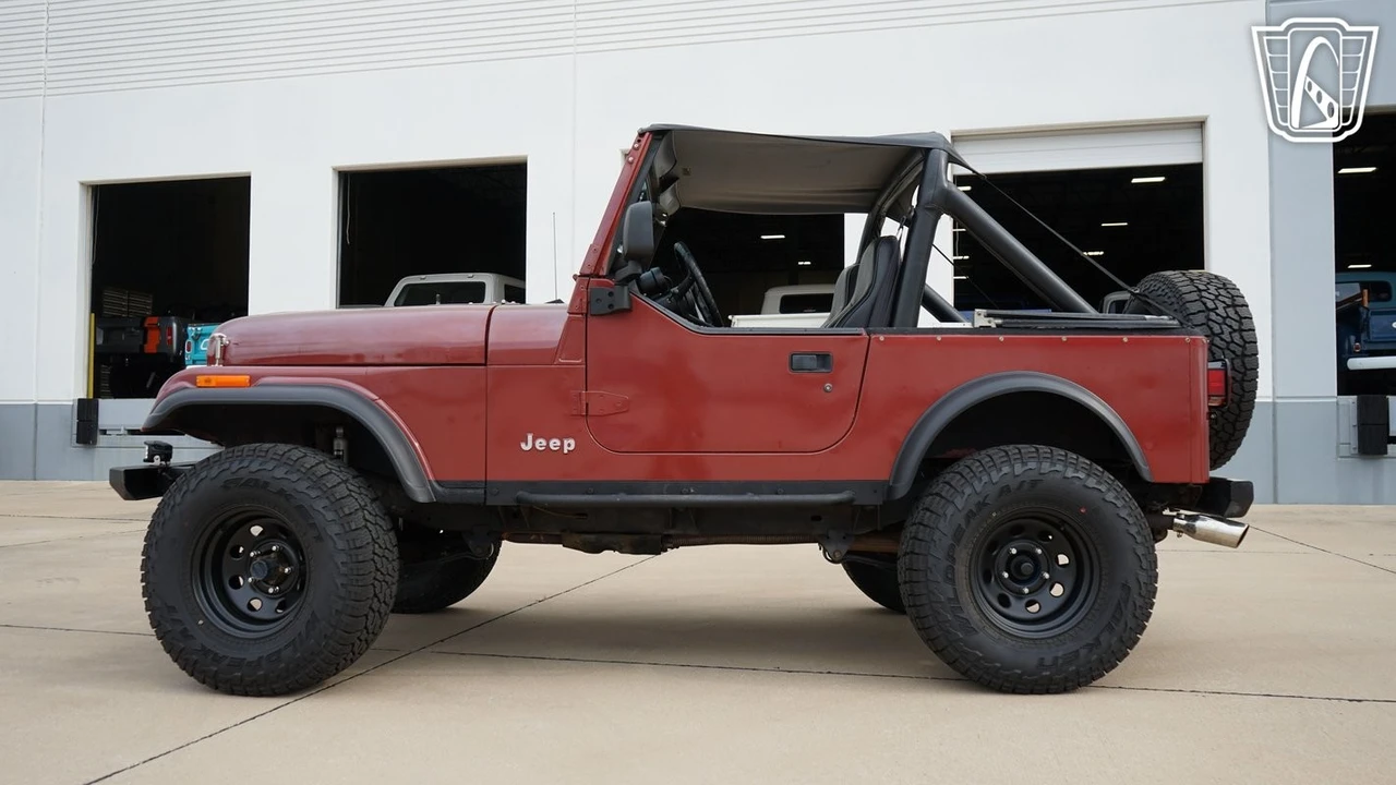 1985 Jeep CJ7 - Image 8 of 12