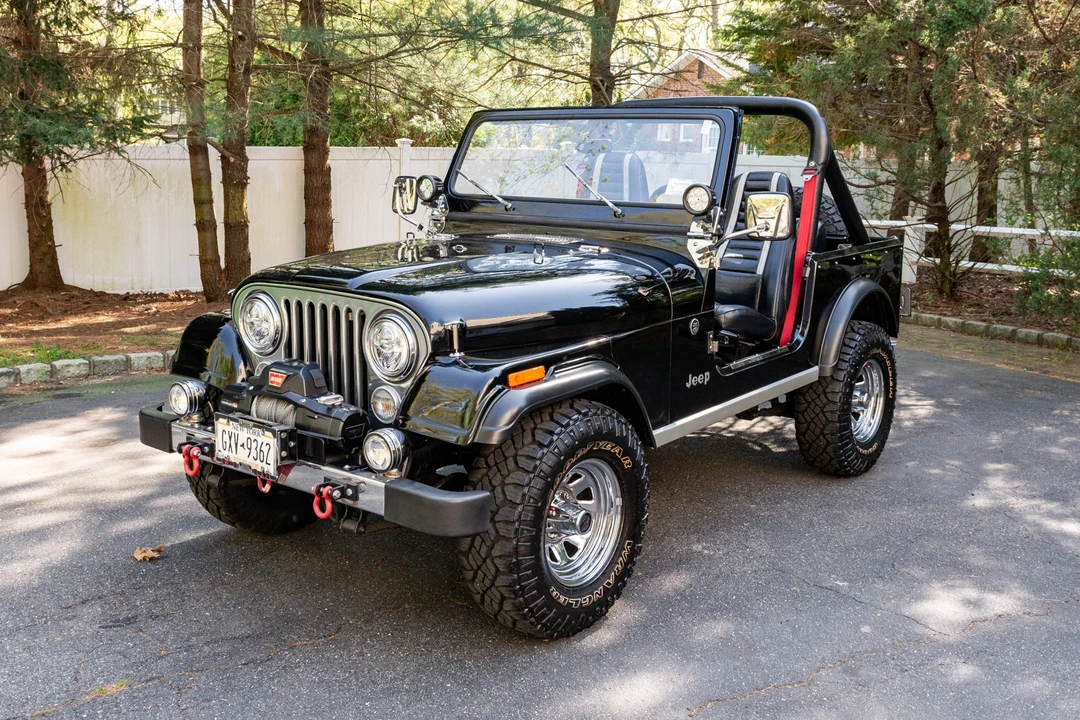 1985 Jeep CJ7 - Image 2 of 31