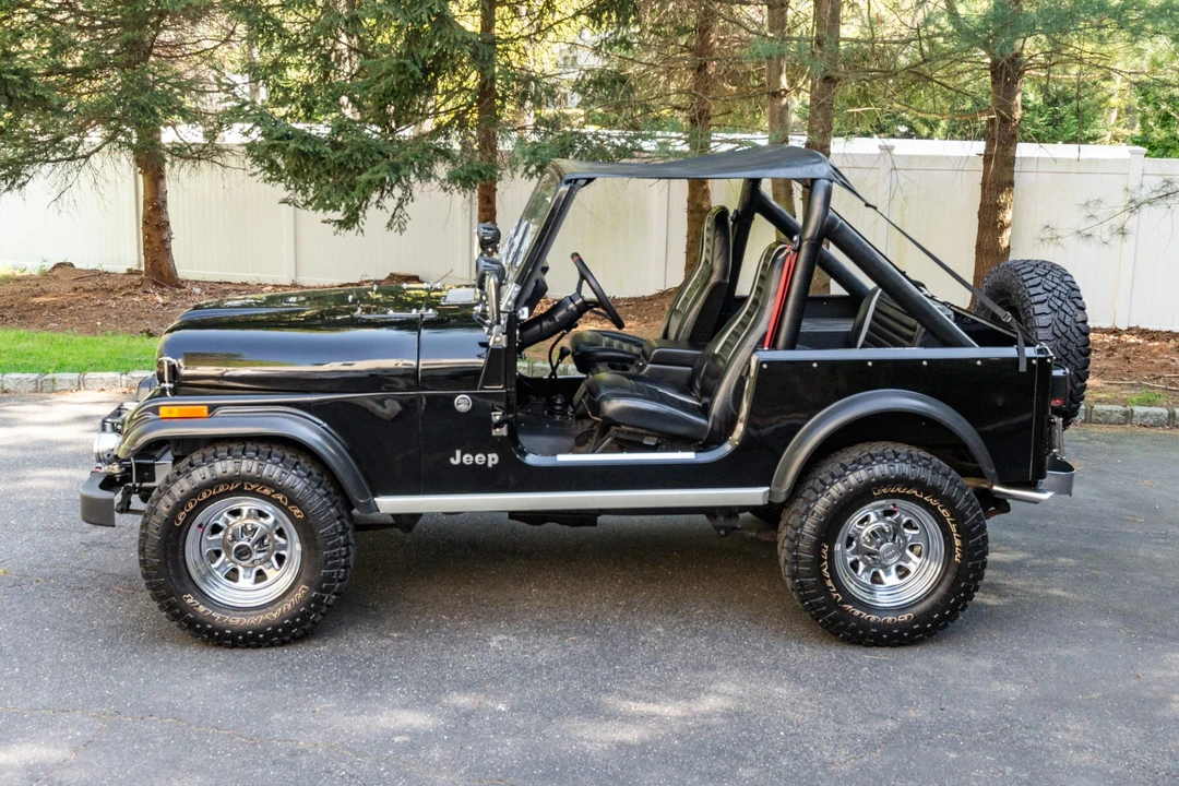 1985 Jeep CJ7 - Image 11 of 31