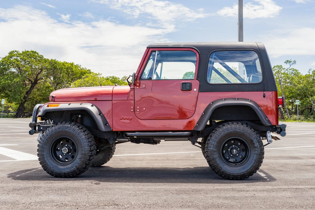 1985 Jeep CJ7 - Image 5 of 31