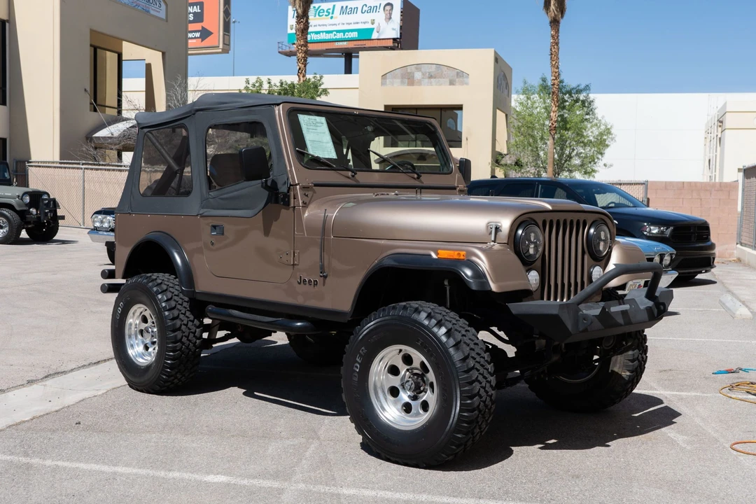 1985 Jeep CJ7 - Image 10 of 31