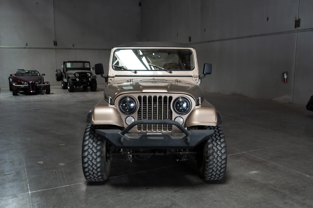 1985 Jeep CJ7 - Image 5 of 31