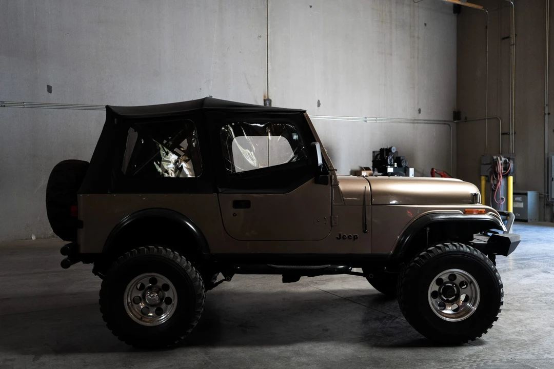 1985 Jeep CJ7 - Image 12 of 31
