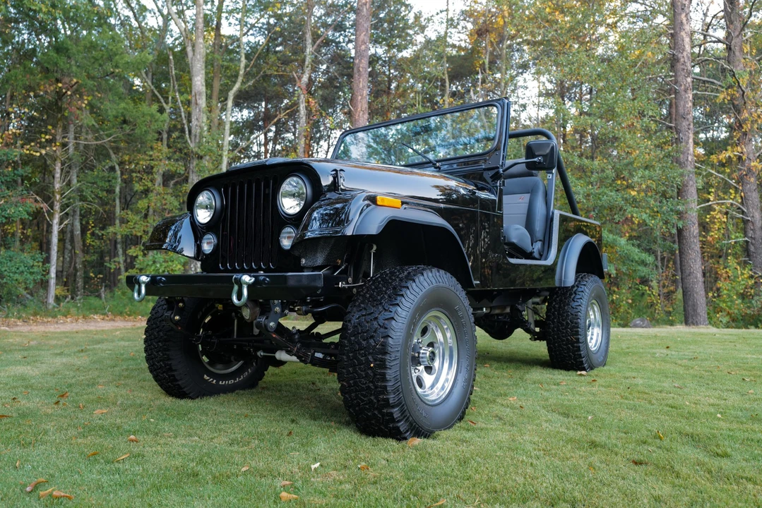 1985 Jeep CJ7 - Image 2 of 31