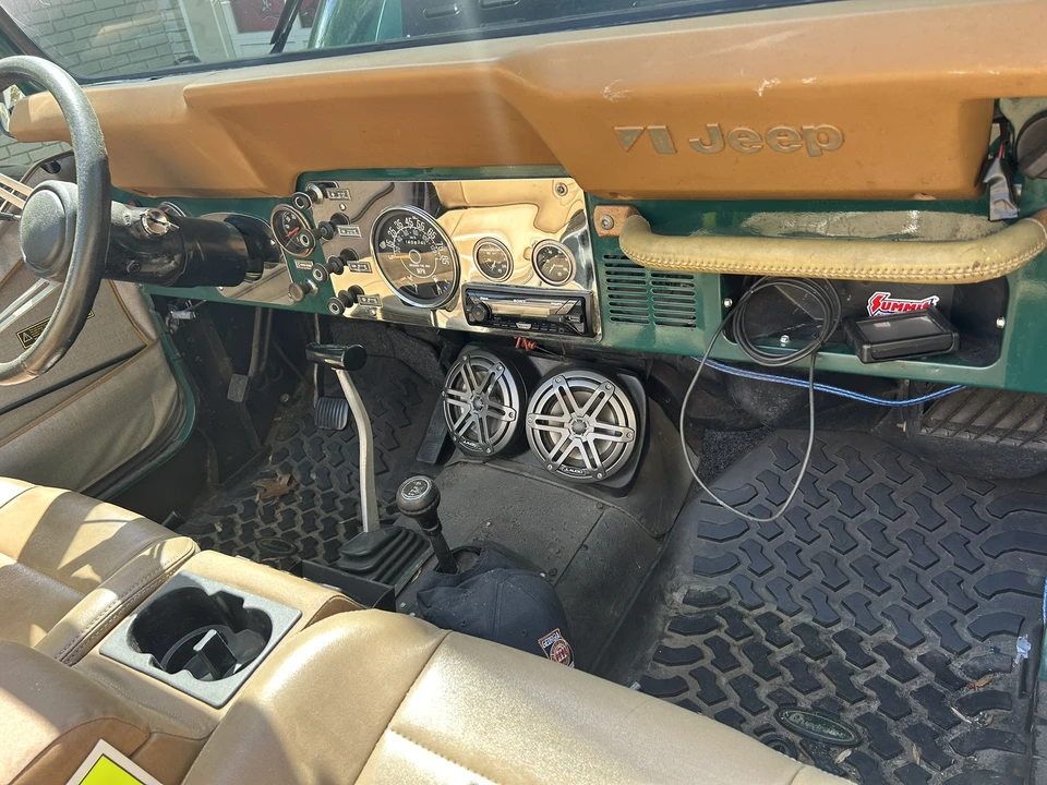 1985 Jeep CJ7 - Image 5 of 16