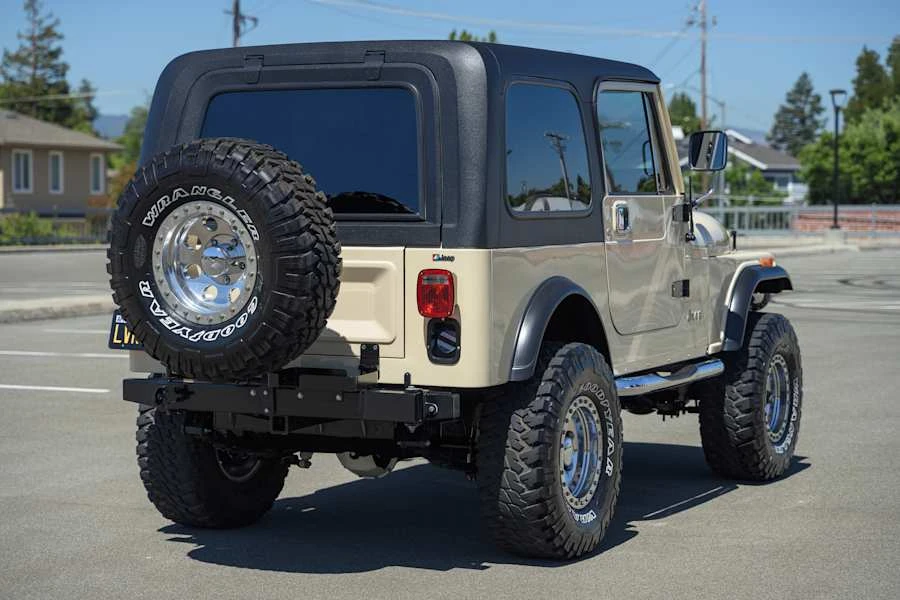 1985 Jeep CJ7 - Image 3 of 31